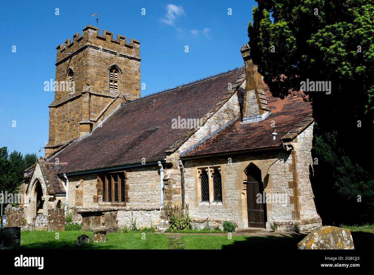 St. Peter and St Paul`s Church, Butlers Marston, Warwickshire, England, Großbritannien Stockfoto